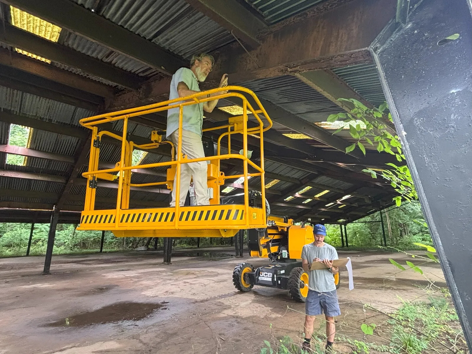 Belle Isle Shed — Todd on lift